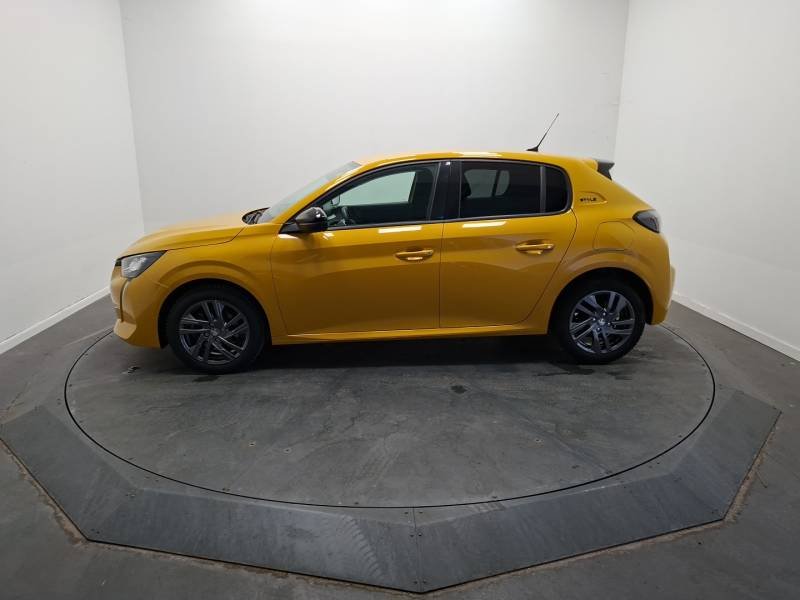 Peugeot 208 - Photo 2