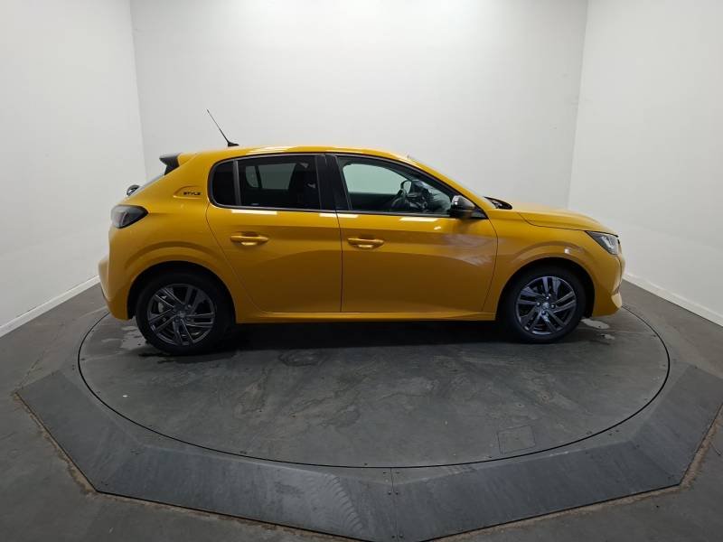 Peugeot 208 - Photo 6