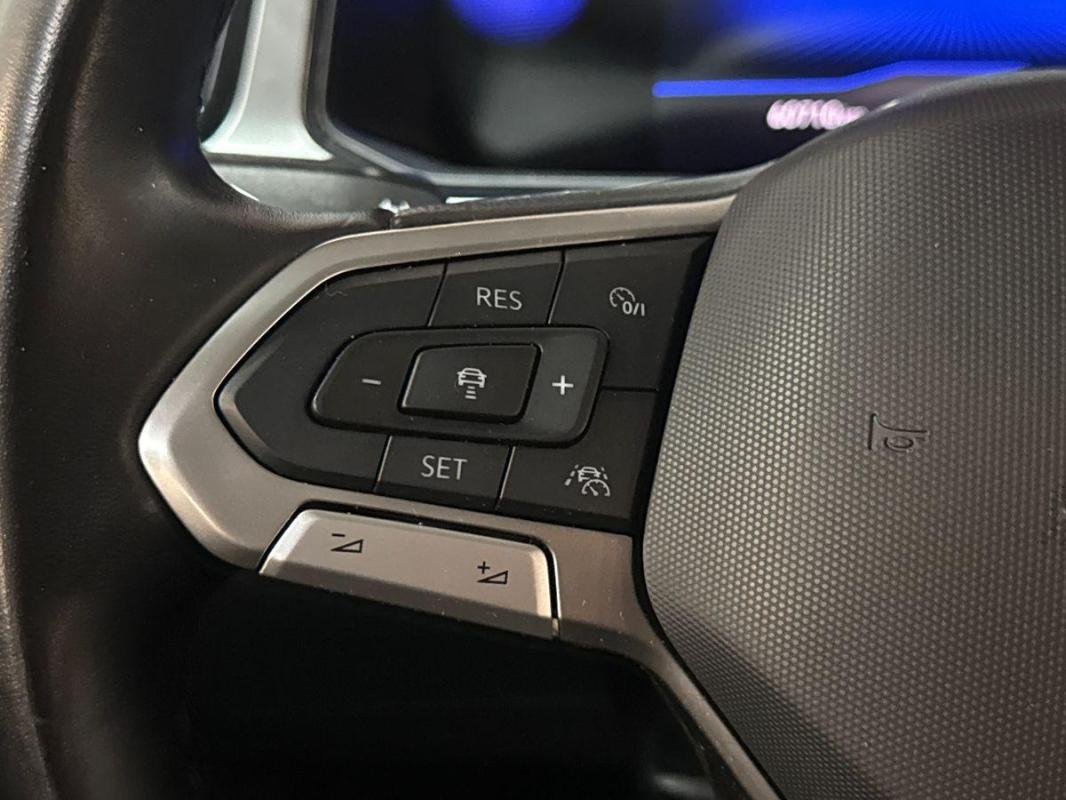 Volkswagen T-Roc - Photo 21