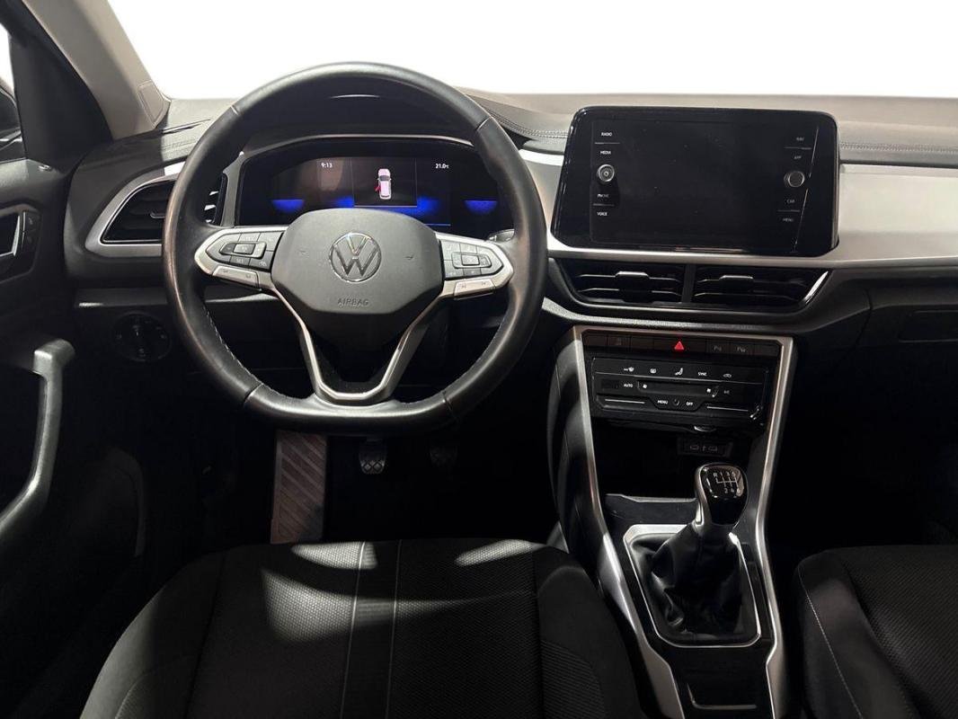 Volkswagen T-Roc - Photo 24