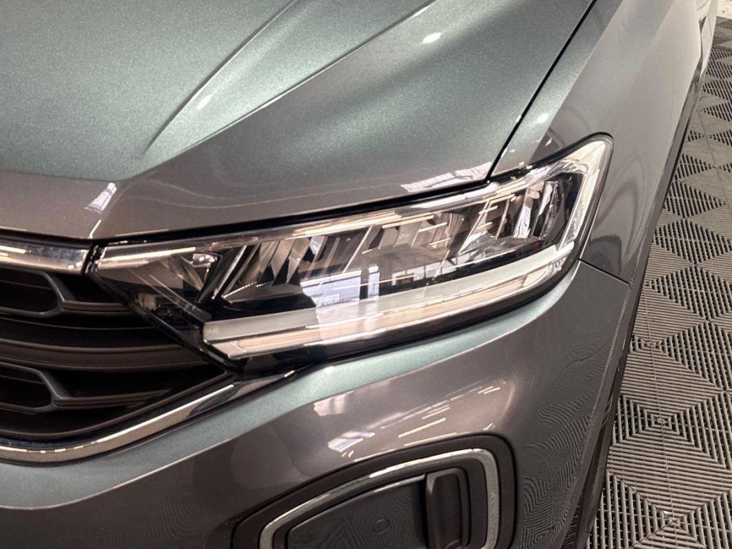 Volkswagen T-Roc - Photo 25