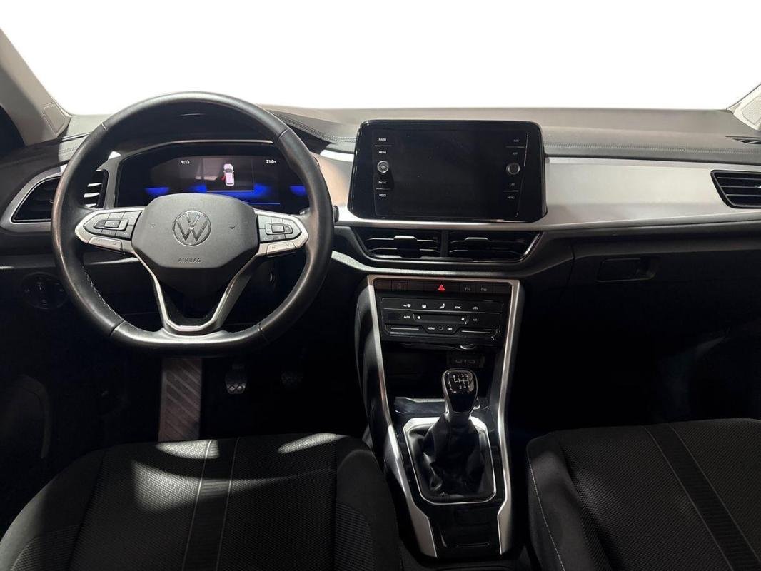 Volkswagen T-Roc - Photo 8