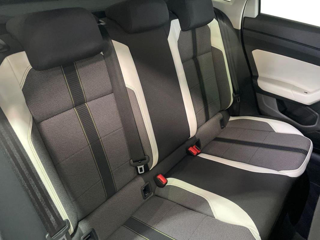 Volkswagen Taigo - Photo 23