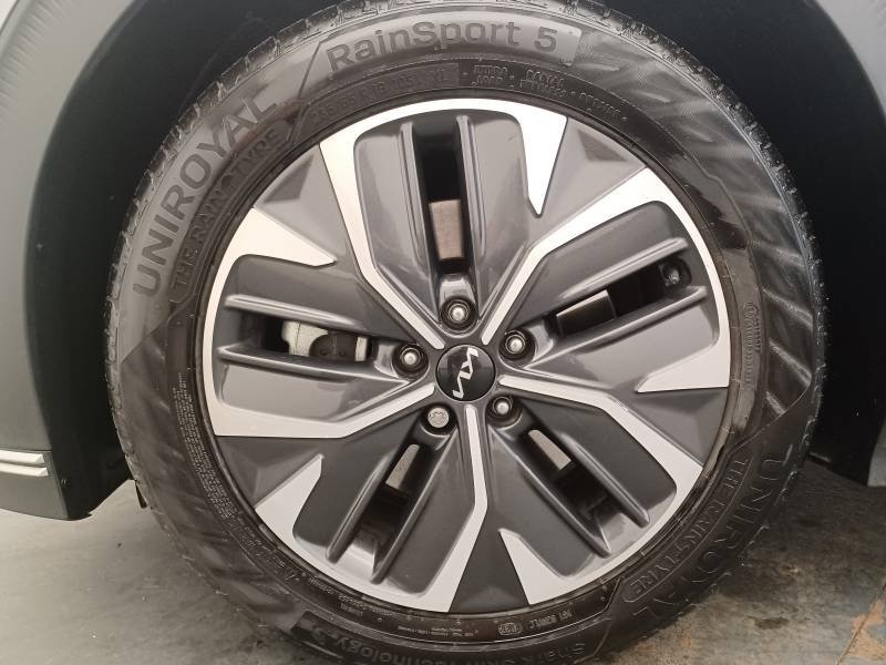 Kia EV6 - Photo 8