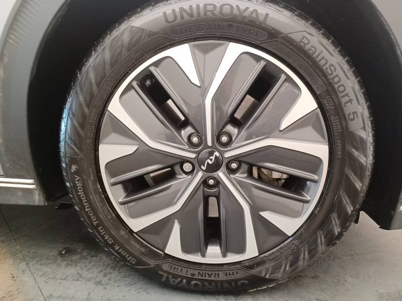 Kia EV6 - Photo 9