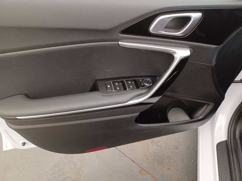 Kia CEED - Photo 39