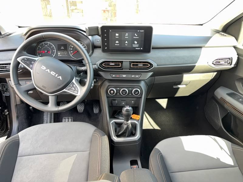 Dacia Sandero - Photo 11