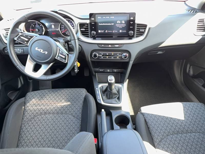 Kia CEED - Photo 11