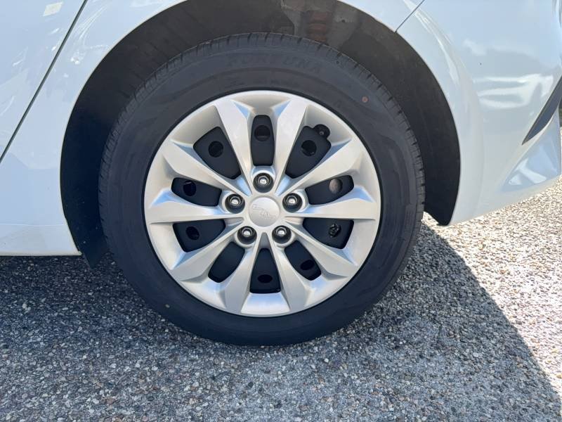Kia CEED - Photo 13