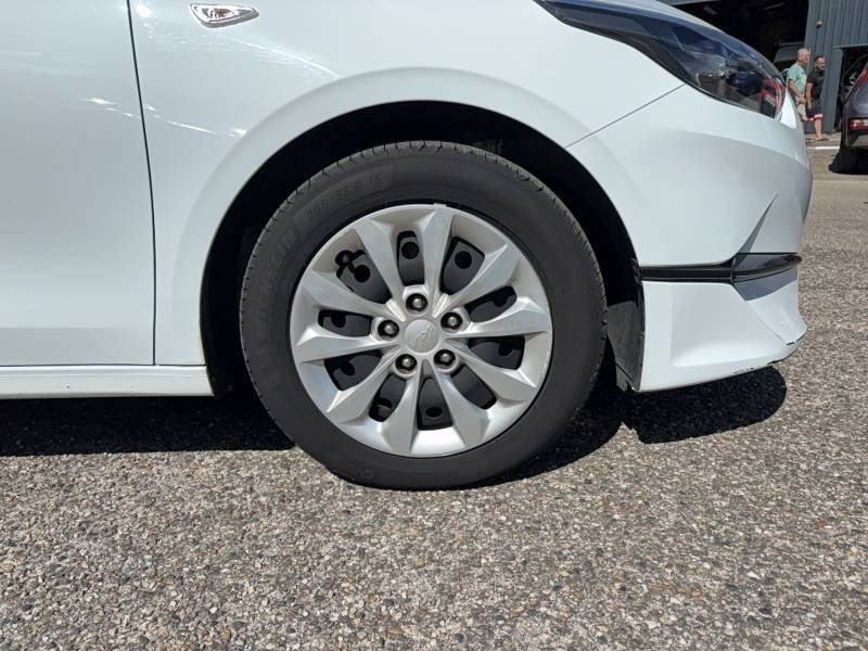 Kia CEED - Photo 15