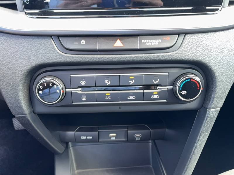 Kia CEED - Photo 22