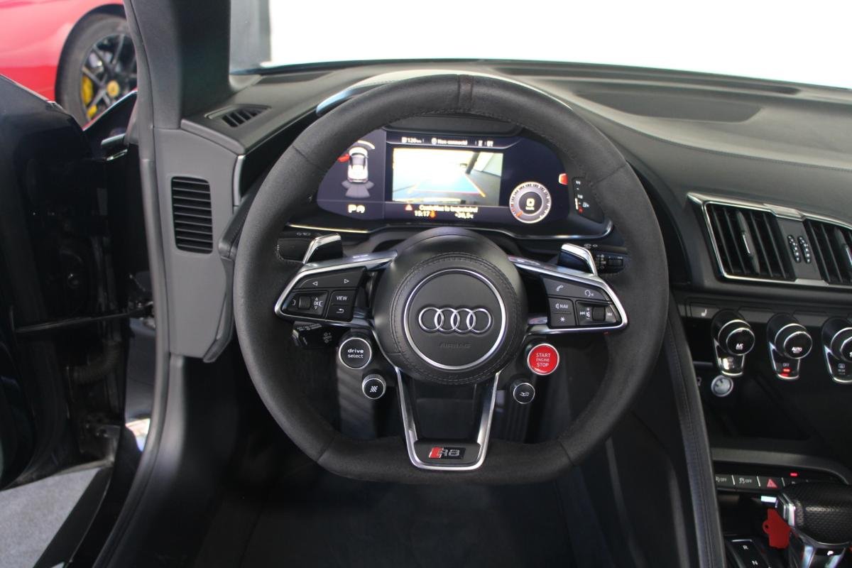Audi R8 Spyder - Photo 11