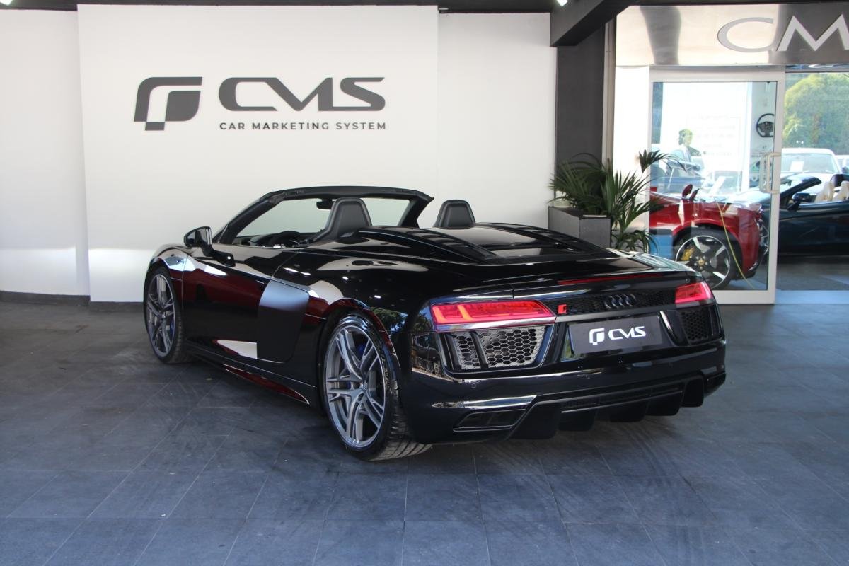 Audi R8 Spyder - Photo 17