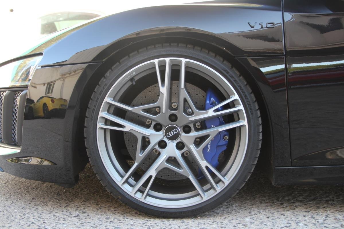 Audi R8 Spyder - Photo 7