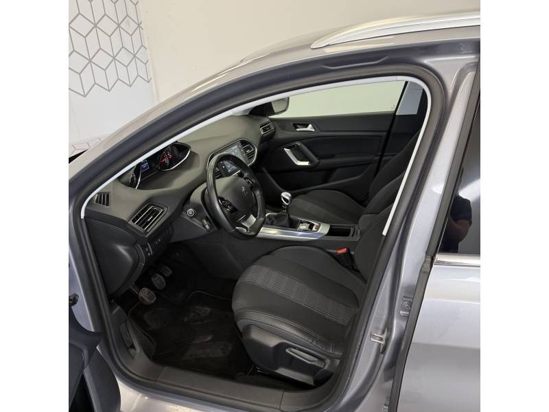 Peugeot 308 - Photo 14