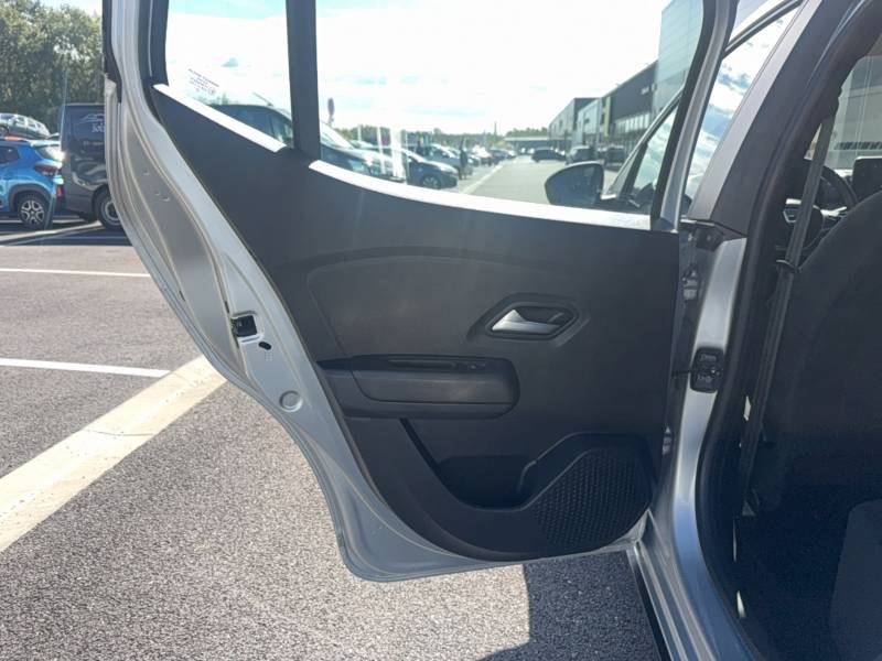 Dacia Sandero - Photo 22
