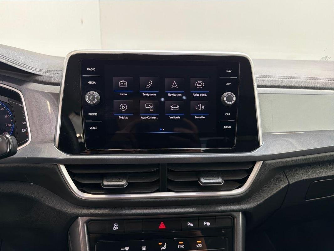 Volkswagen T-Roc - Photo 16