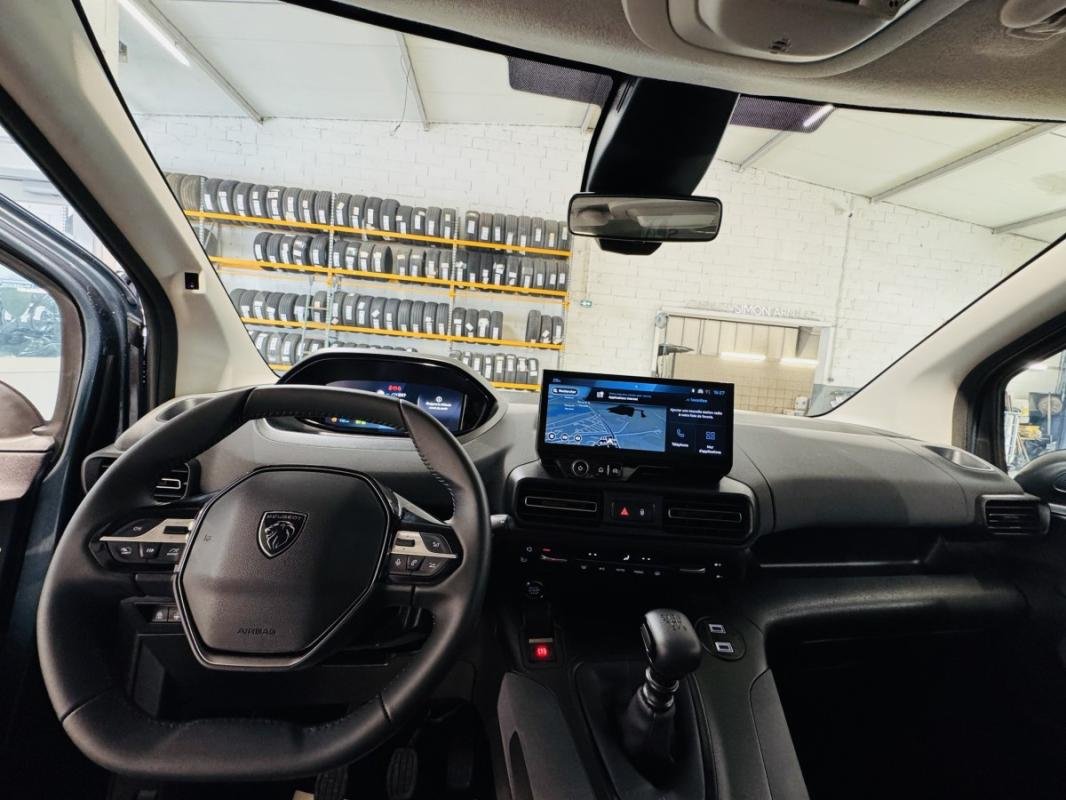 Peugeot Rifter - Photo 8