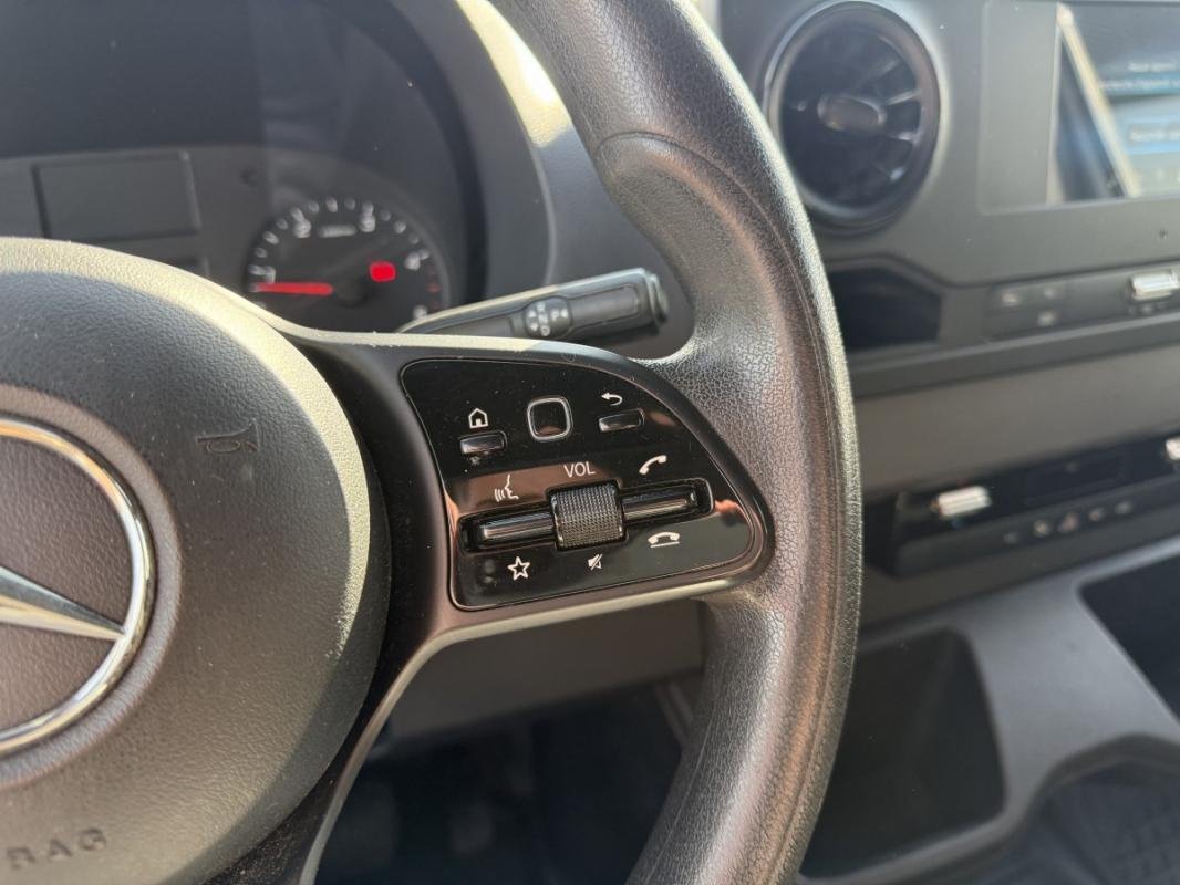 Mercedes Sprinter - Photo 14