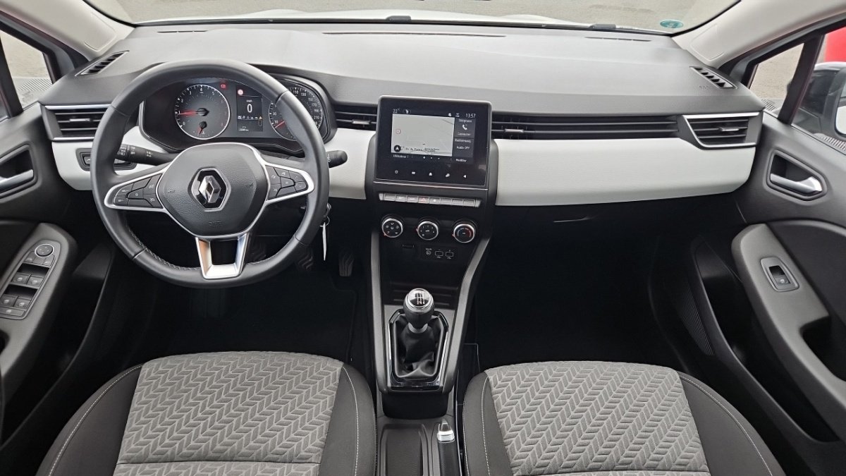 Renault Clio - Photo 12