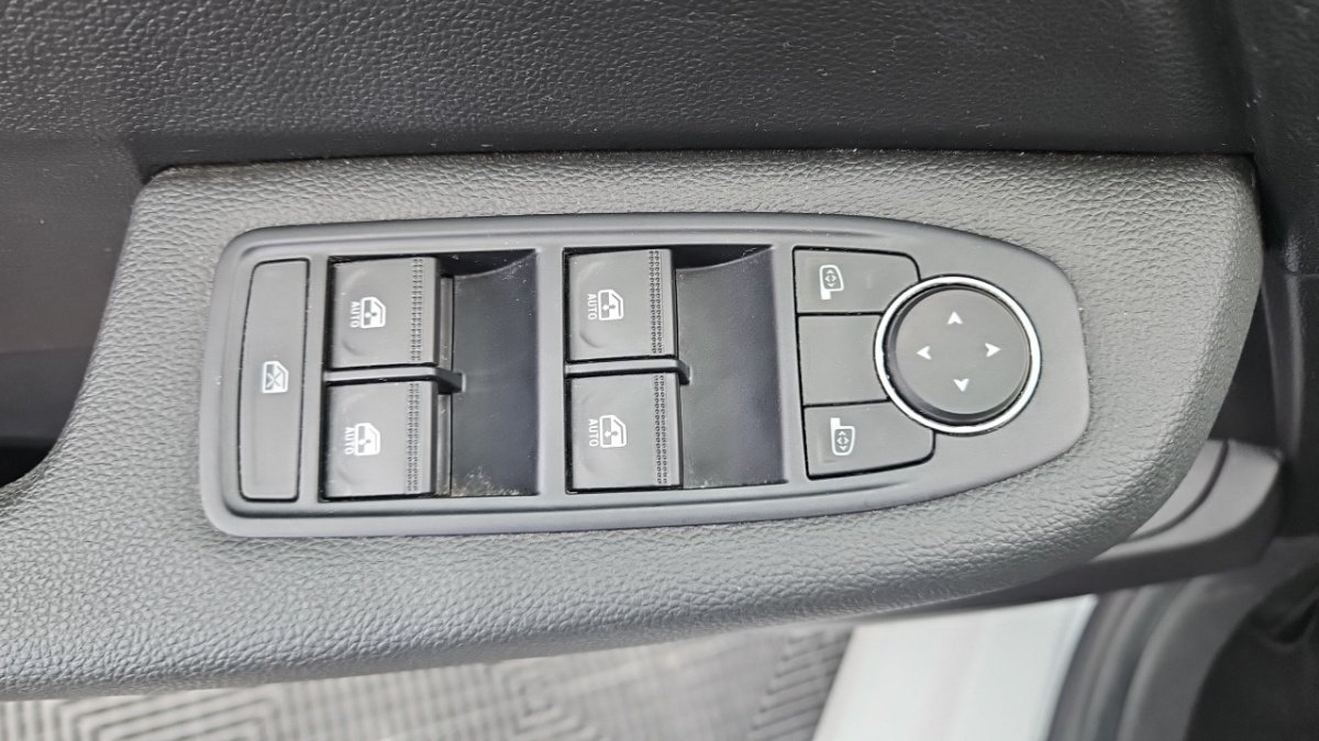 Renault Clio - Photo 24