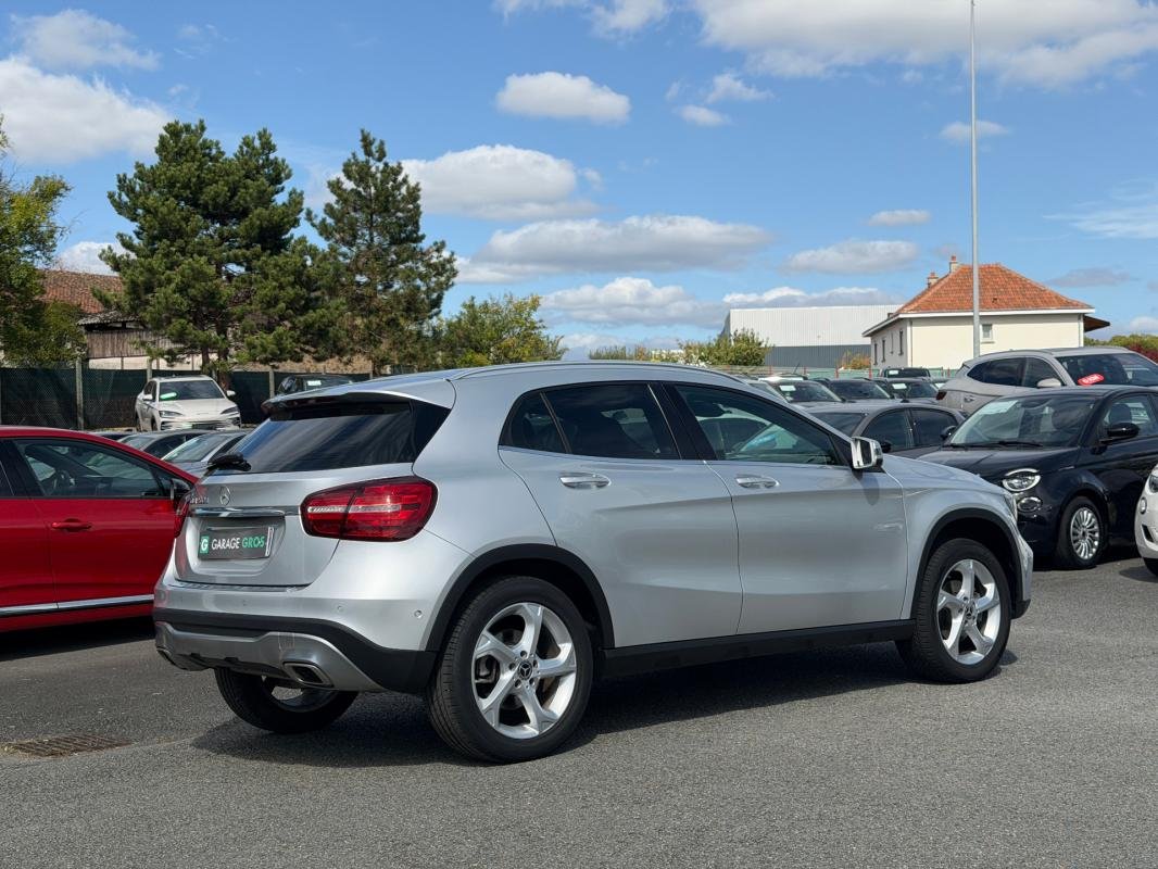 Mercedes Gla - Photo 3