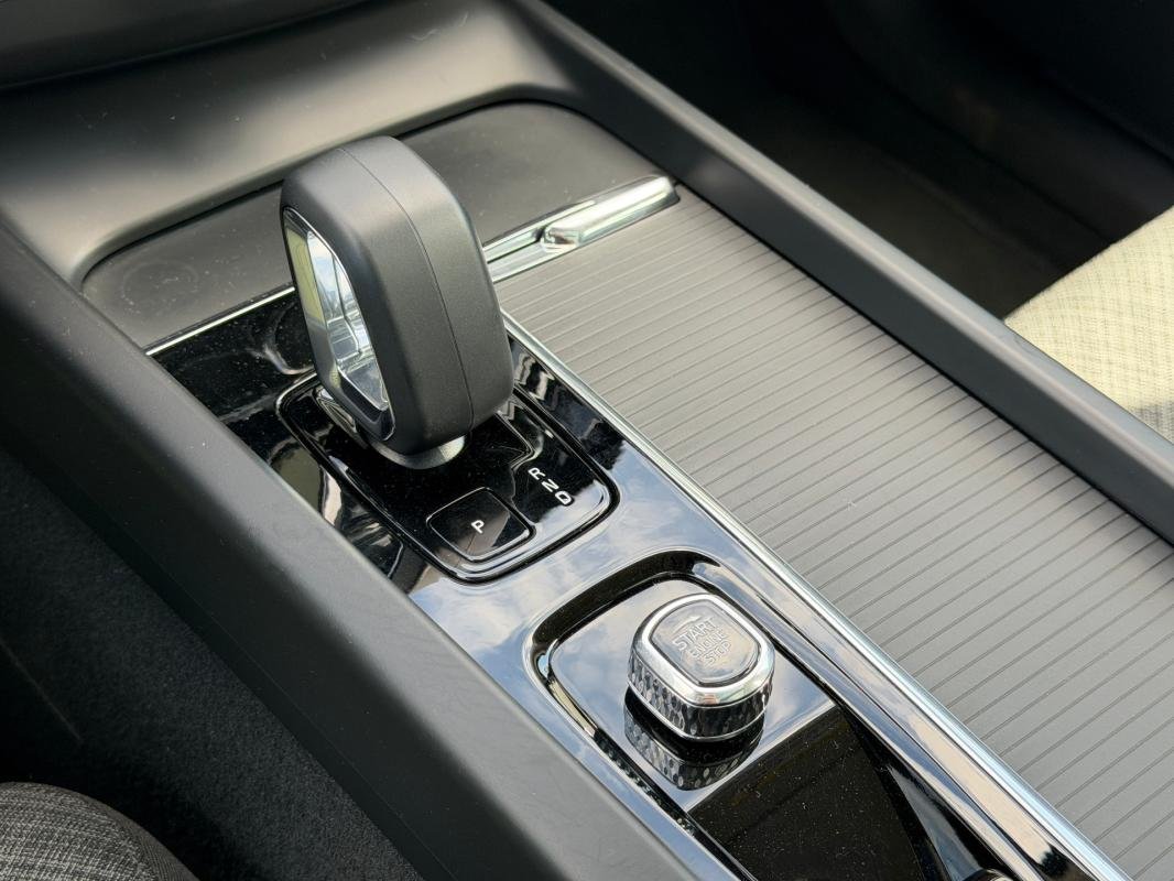 Volvo XC60 - Photo 10
