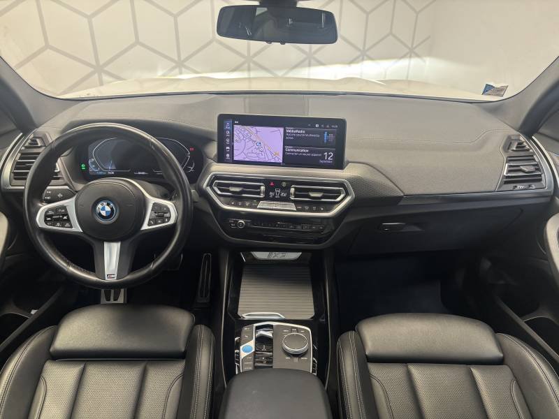 BMW iX3 - Photo 11