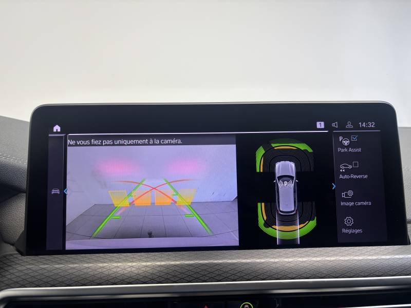 BMW iX3 - Photo 38