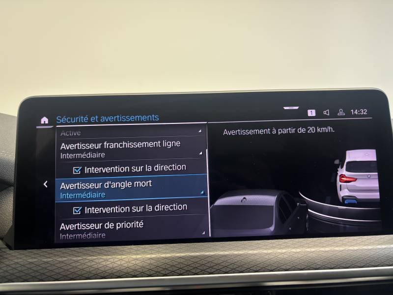 BMW iX3 - Photo 40
