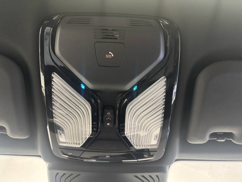 BMW iX3 - Photo 46