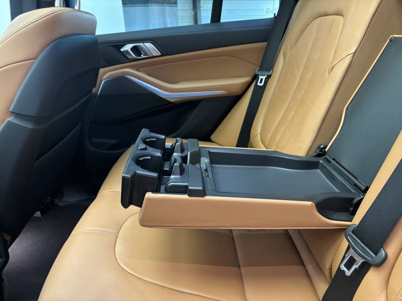 BMW X5 - Photo 10