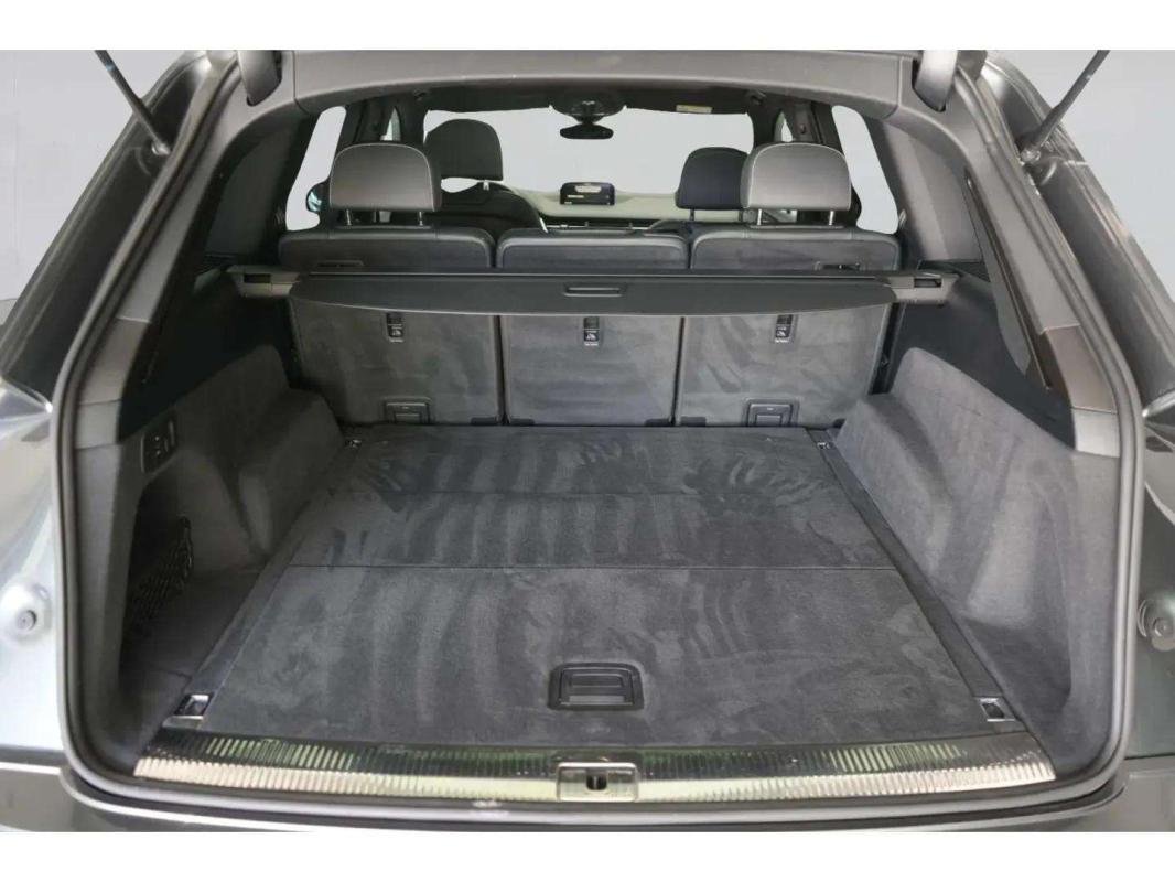 Audi SQ7 - Photo 13