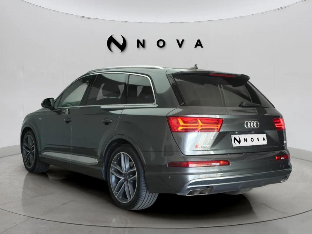 Audi SQ7 - Photo 2
