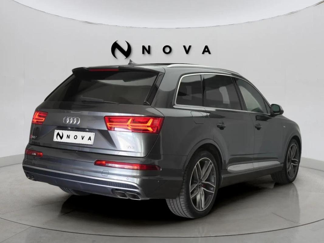 Audi SQ7 - Photo 4