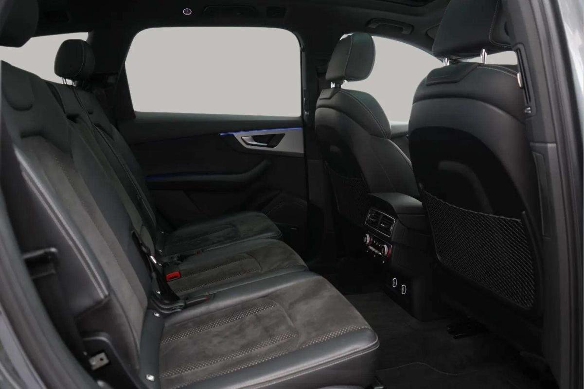 Audi SQ7 - Photo 10