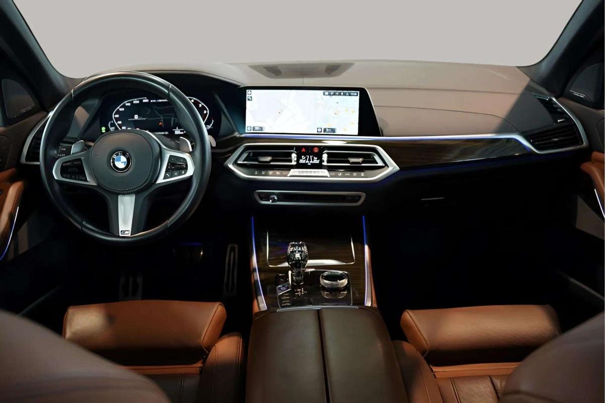 BMW X5 - Photo 12
