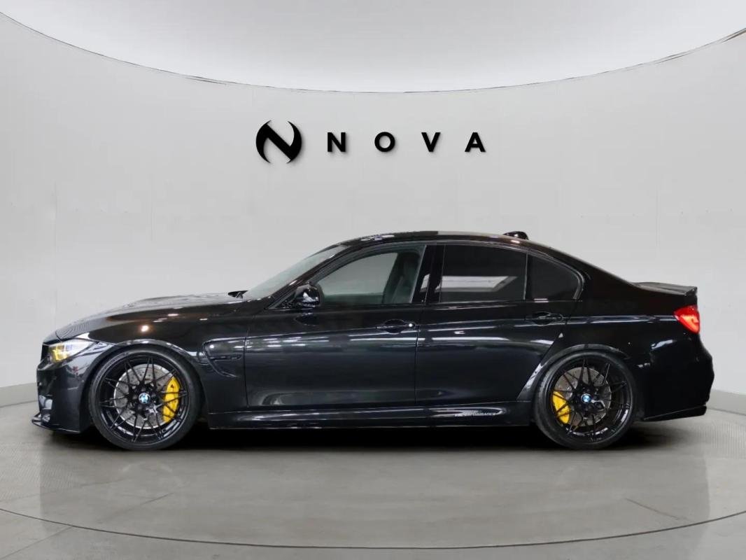 BMW M3 - Photo 2
