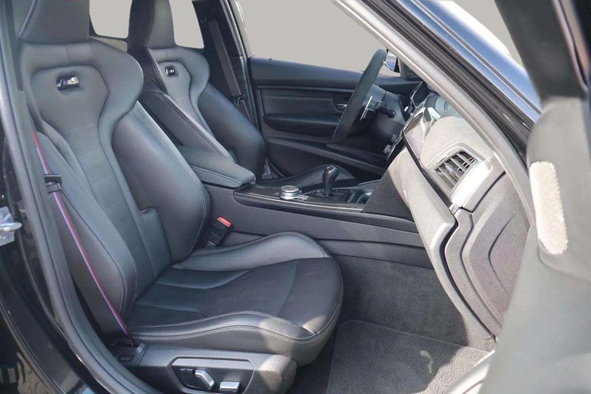 BMW M3 - Photo 10