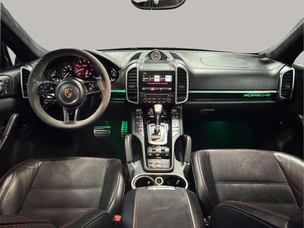 Porsche Cayenne - Photo 12