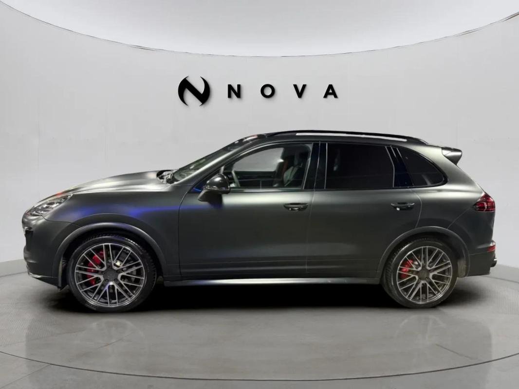 Porsche Cayenne - Photo 2