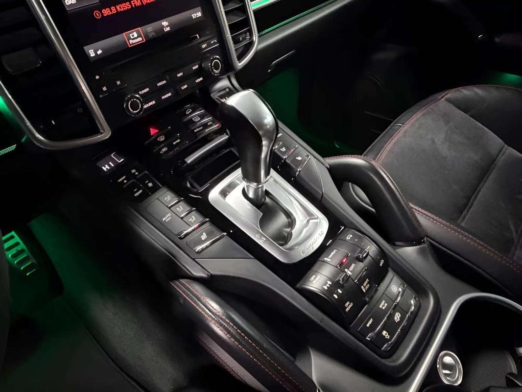 Porsche Cayenne - Photo 9