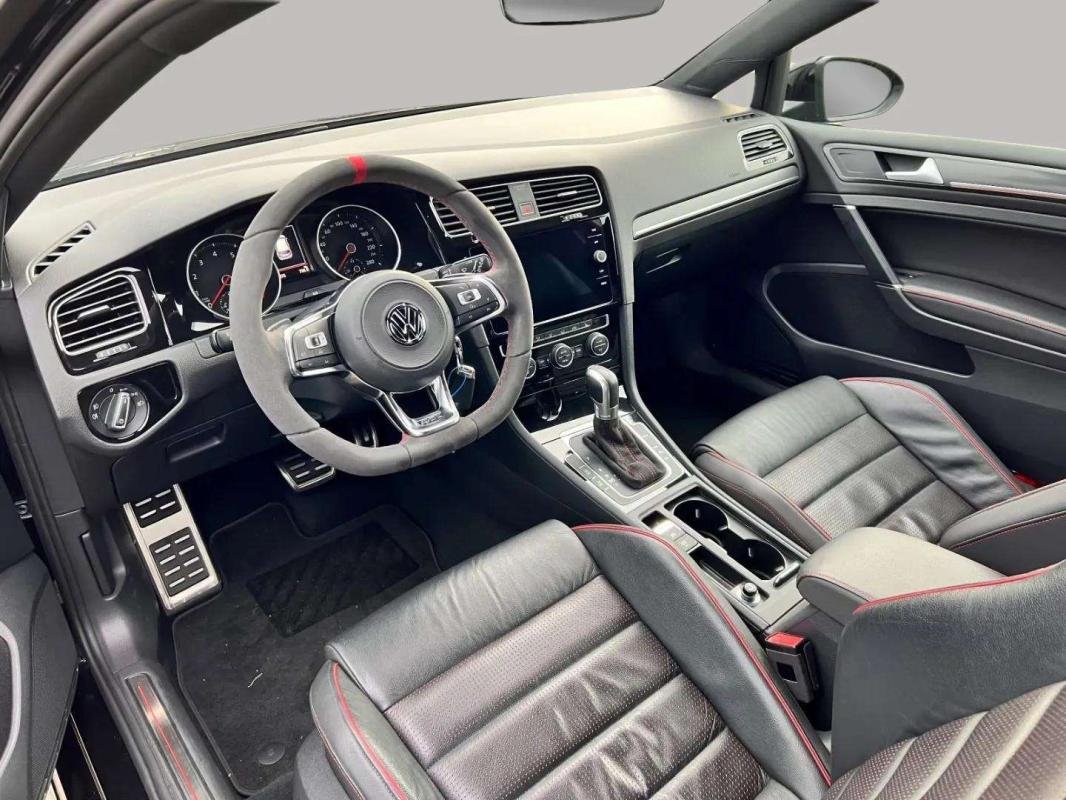 Volkswagen Golf - Photo 12