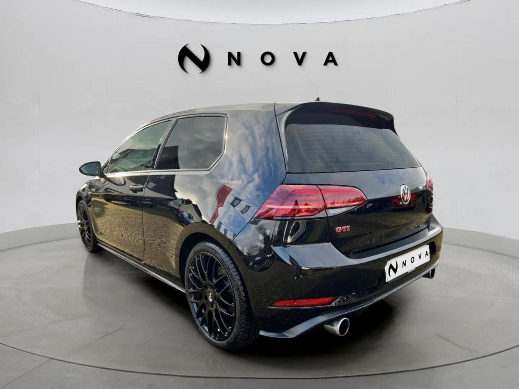 Volkswagen Golf - Photo 3