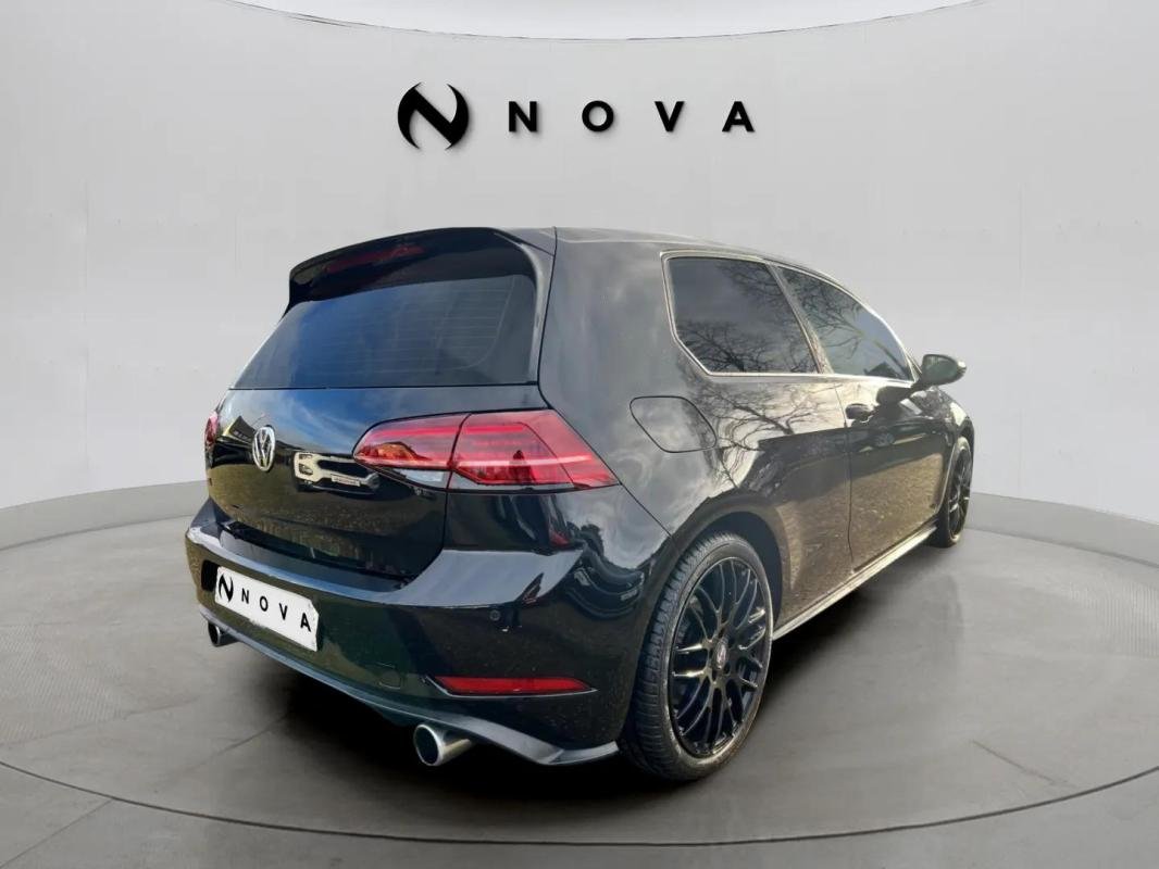 Volkswagen Golf - Photo 4
