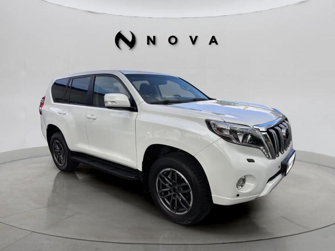 Toyota Land Cruiser - Photo 6
