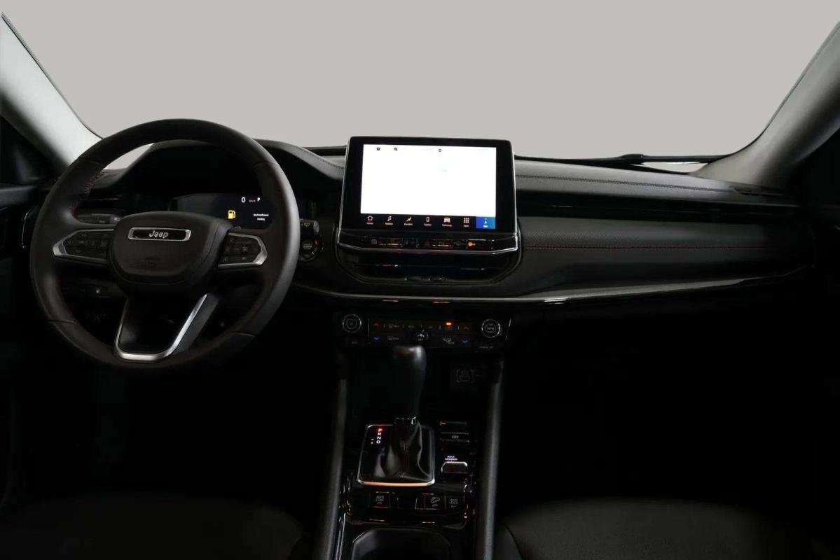 Jeep Compass - Photo 6