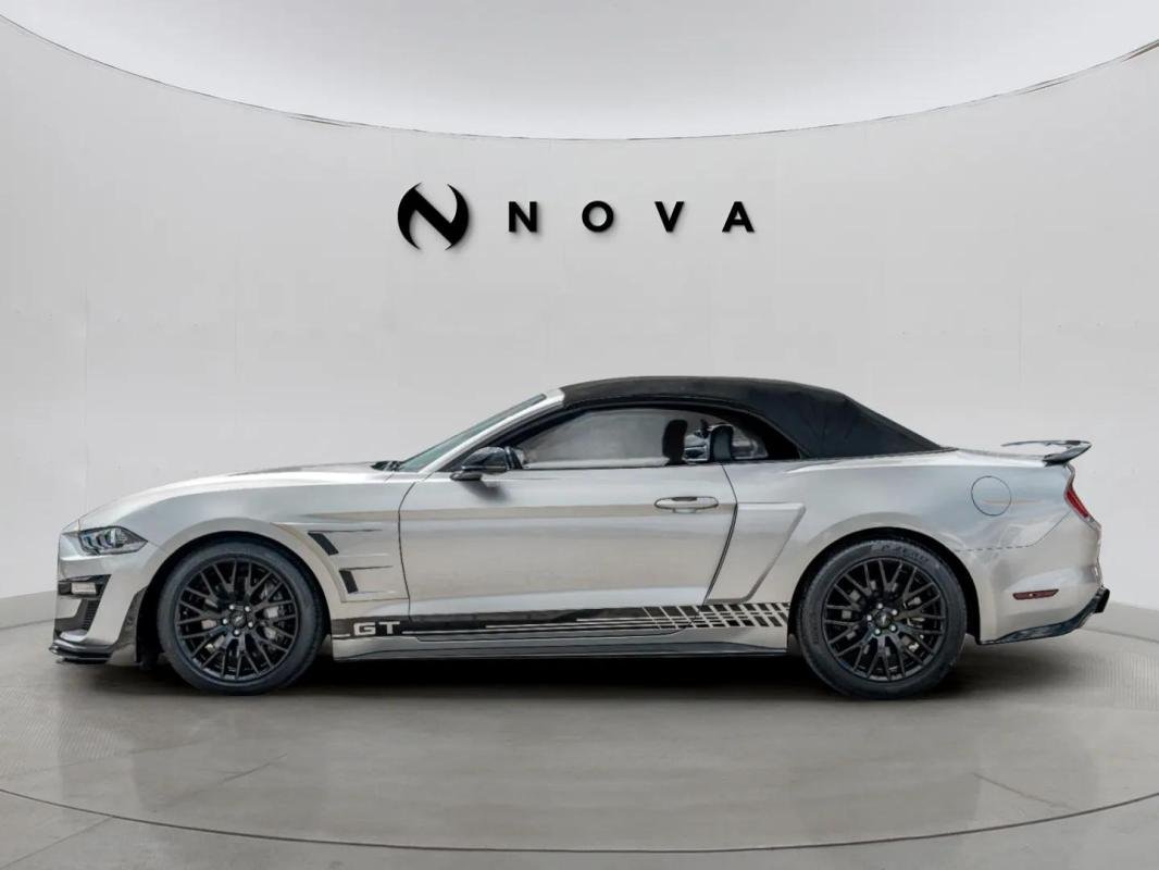 Ford Mustang - Photo 3