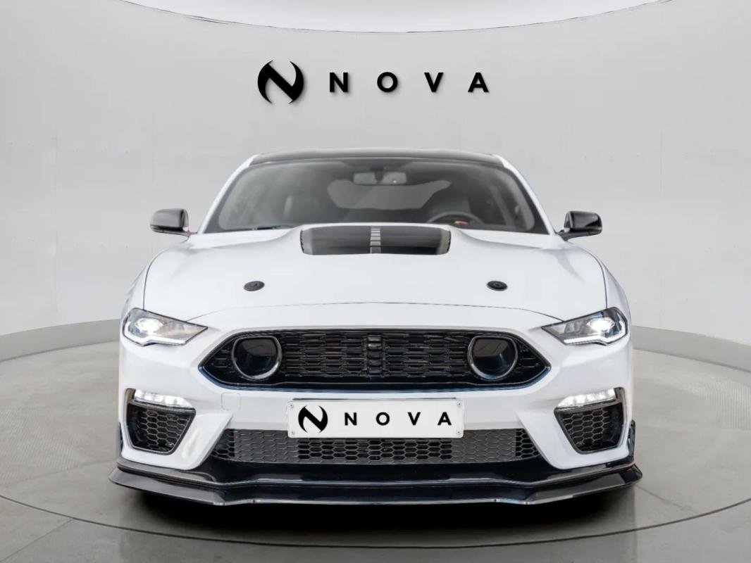 Ford Mustang - Photo 8