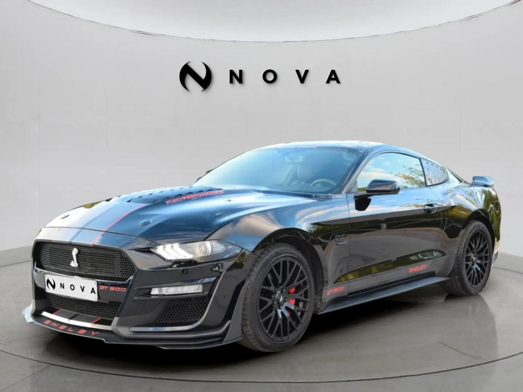 Ford Mustang - Photo 1